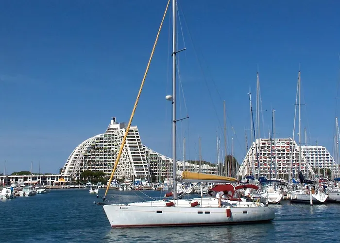 Apartment Les Terrasses De La Mer-13 By Interhome