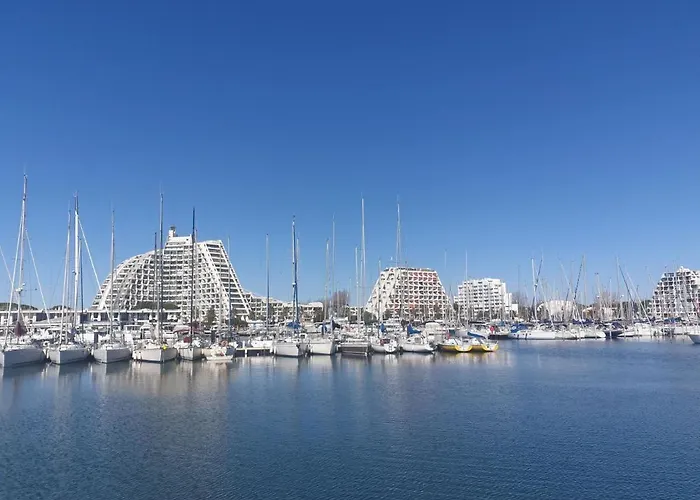 Apartment Les Terrasses De La Mer-13 By Interhome